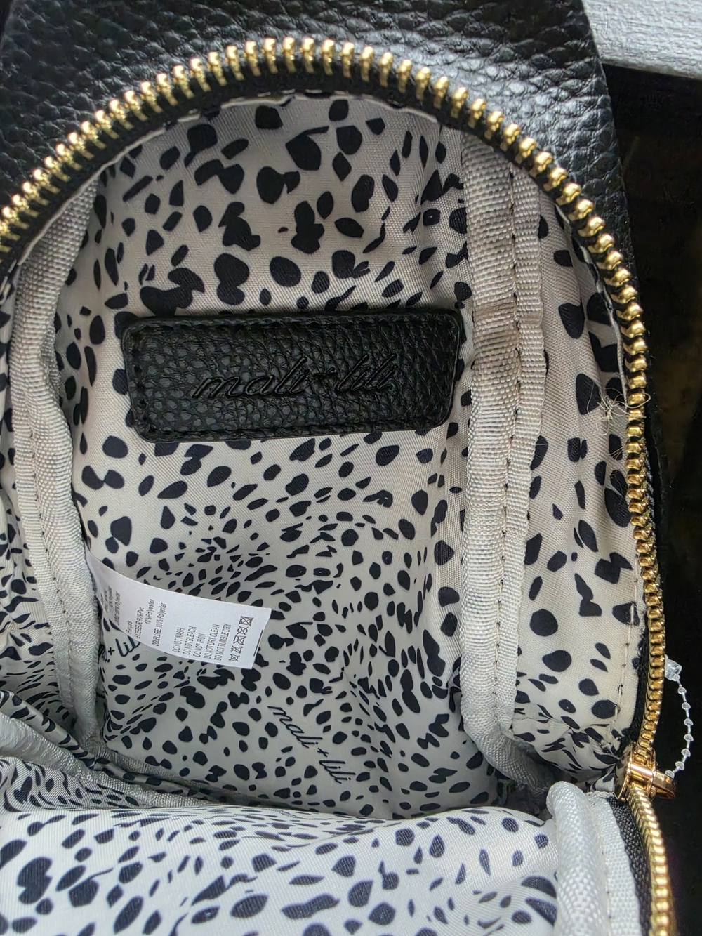 Mali + Lili Black Leather and Fur Crossbody with Gold Accent - Picture 4 of 4